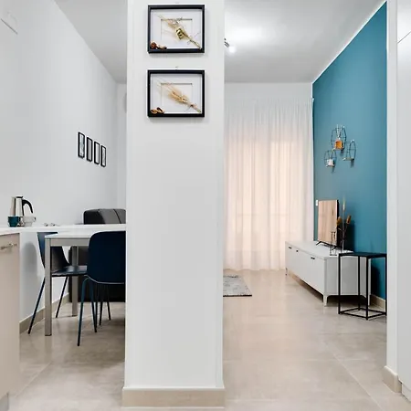 Storia & Mare - Free Parking - Castello Carlo V דירה קרוטונה