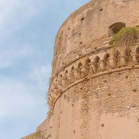 아파트 Storia & Mare - Free Parking - Castello Carlo V