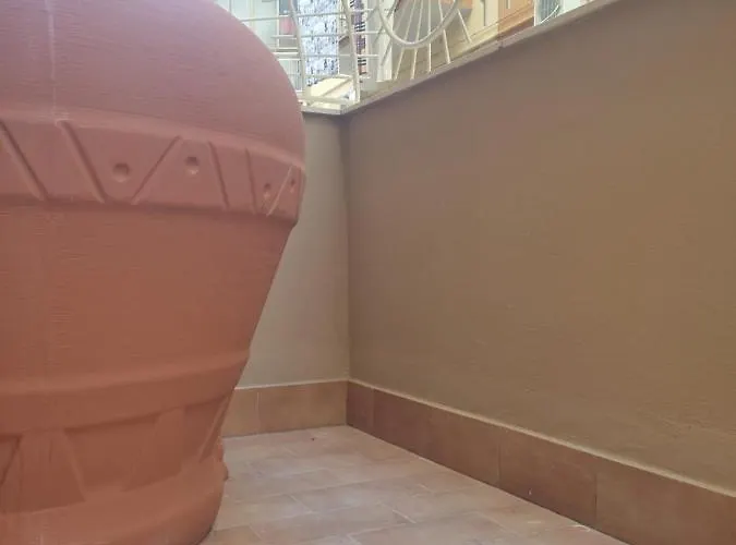 Storia & Mare - Free Parking - Castello Carlo V *