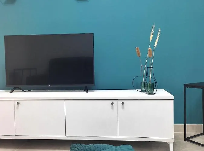 Apartamento Storia & Mare - Free Parking - Castello Carlo V