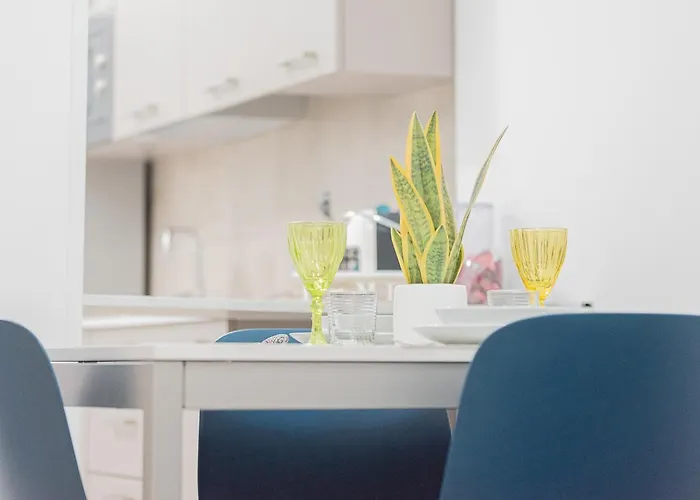 Apartamento Storia & Mare - Free Parking - Castello Carlo V *