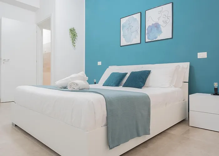 Storia & Mare - Free Parking - Castello Carlo V *