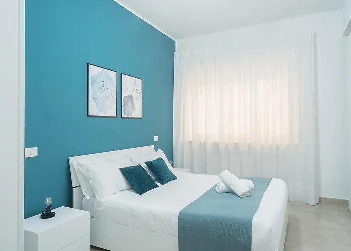 Storia & Mare - Free Parking - Castello Carlo V Crotone