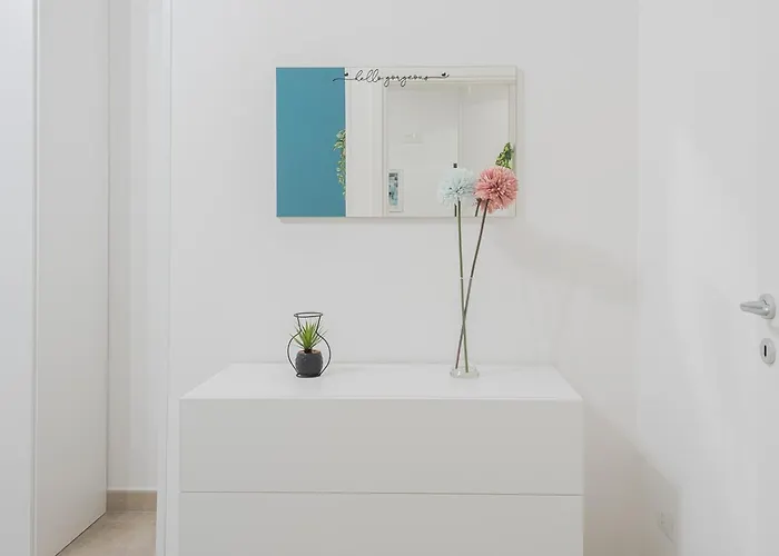 Apartamento Storia & Mare - Free Parking - Castello Carlo V